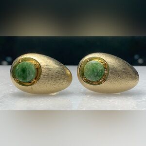Vintage Dante Gold-Tone Cufflinks • Green Stone •